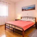 Apartments Mihael